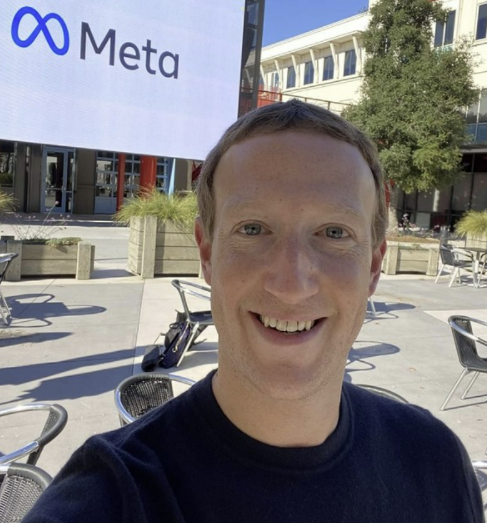 마크 주커버그 페이스북 창업자가 새 사명인 '메타'를 소개하고 있다./ 사진=페이스북