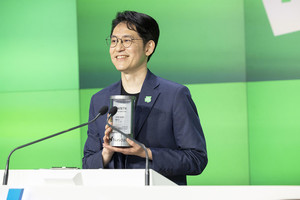 네이버웹툰, 몰입감 넘치는 웹툰·웹소설 알린다...이용자 접점 확대 - 뉴스 썸네일 이미지