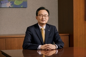 [금융人사이트] 리딩뱅크 이끈 이환주 KB국민은행장, 경영 효율화 속 혁... - 뉴스 썸네일 이미지